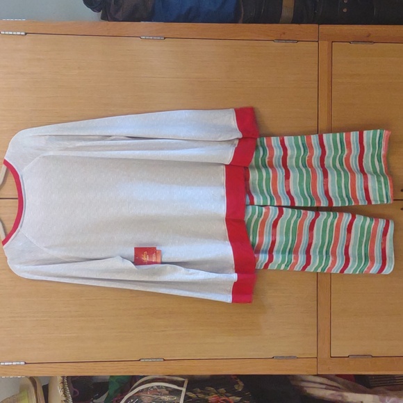 FLASH SALE 🎄🎄 +SZ NWT 2PC. Christmas PJ'S SZ 1X By Brighten The Season - Picture 2 of 11